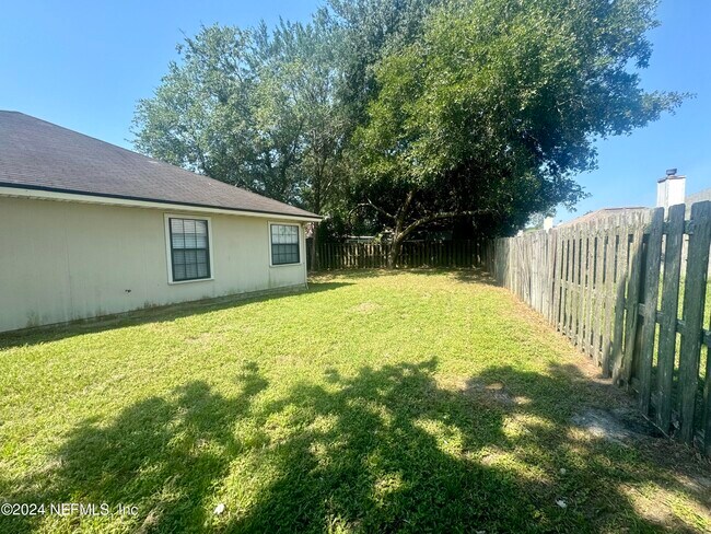 Building Photo - 1510 Wayward Wind Ln