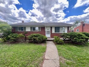 Building Photo - 2252 Winston Dr
