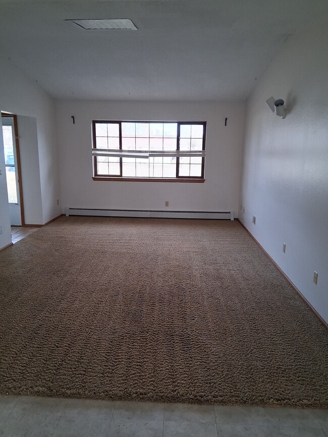 Building Photo - 1210 Sherman Ave