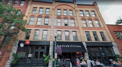 Building Photo - 309 S Franklin St