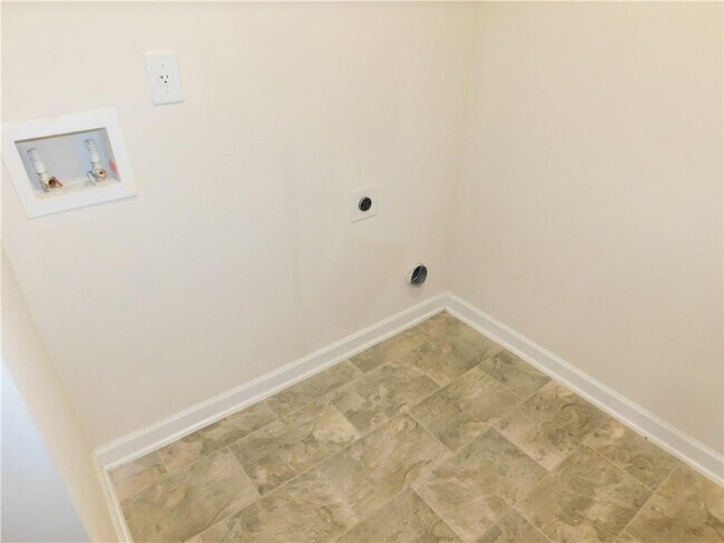 Building Photo - 519 Springer Pkwy