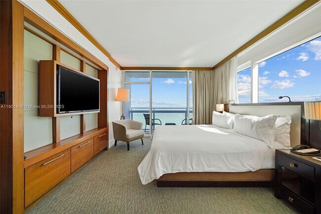 Building Photo - 6801 Collins Ave