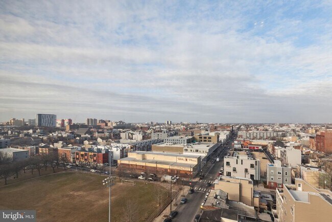 Building Photo - 1401 N 5th St