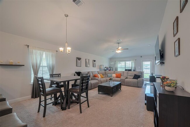 Building Photo - 5323 Vermilion Ct