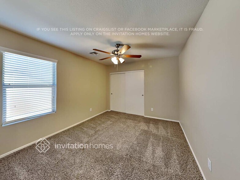 Building Photo - 207 E Valley View Dr