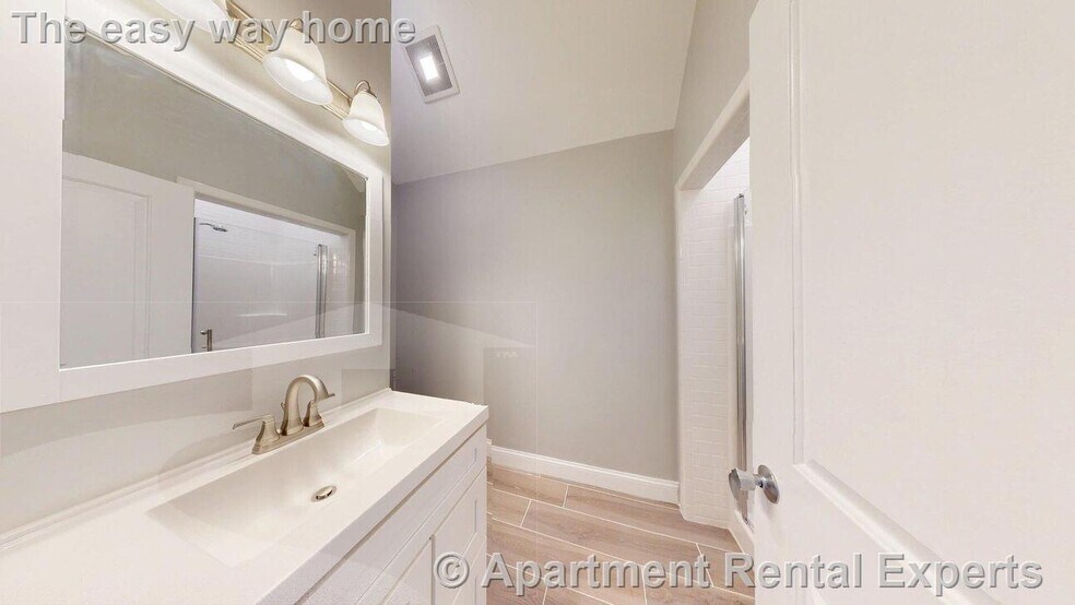 Building Photo - 51 Hill Rd