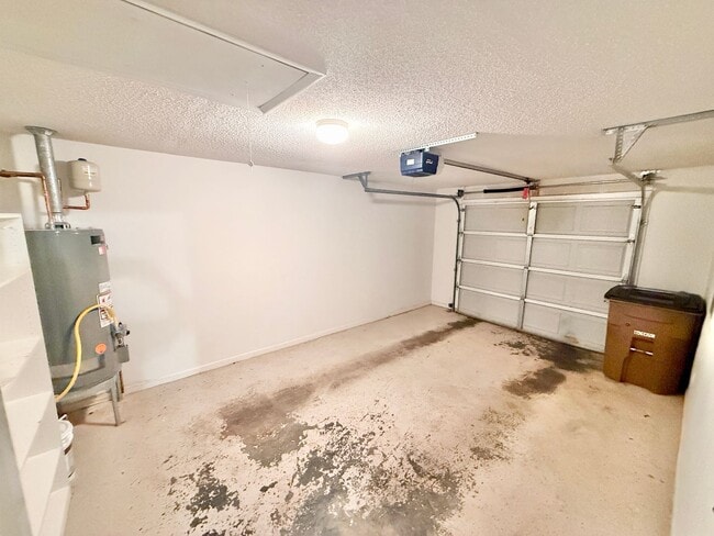 Building Photo - 228 Dalton Pl Wy