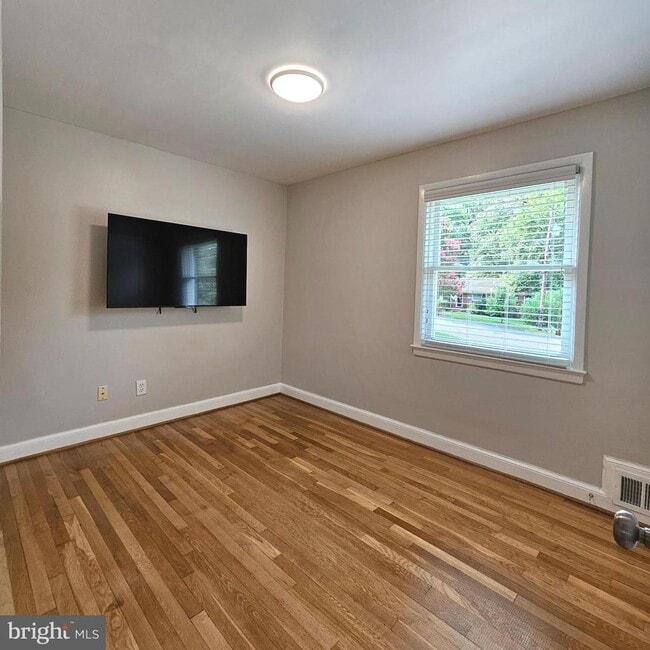 Building Photo - 7204 Camp Alger Ave