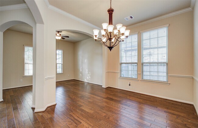 Building Photo - 8215 Laughing Falcon Trail