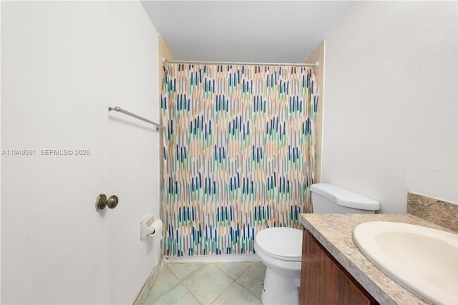 Building Photo - 20905 NE 8th Ct