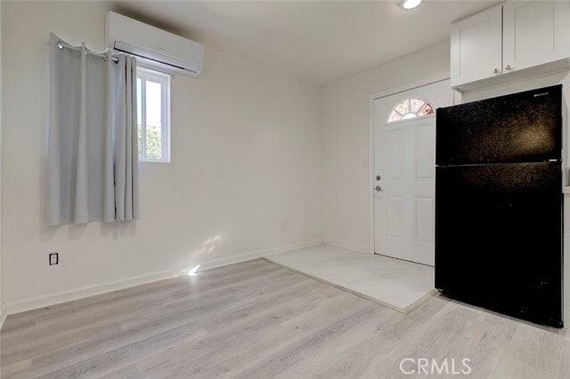 Building Photo - 1953 Glenwood Rd