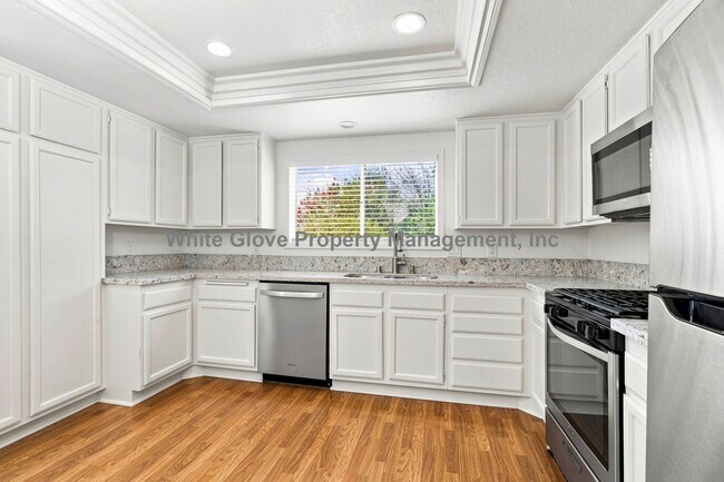 Building Photo - 26981 Stonehaven
