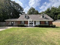 Building Photo - 2065 St James Dr