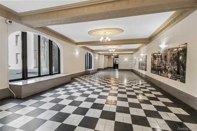 Building Photo - 1100 Grand Concourse