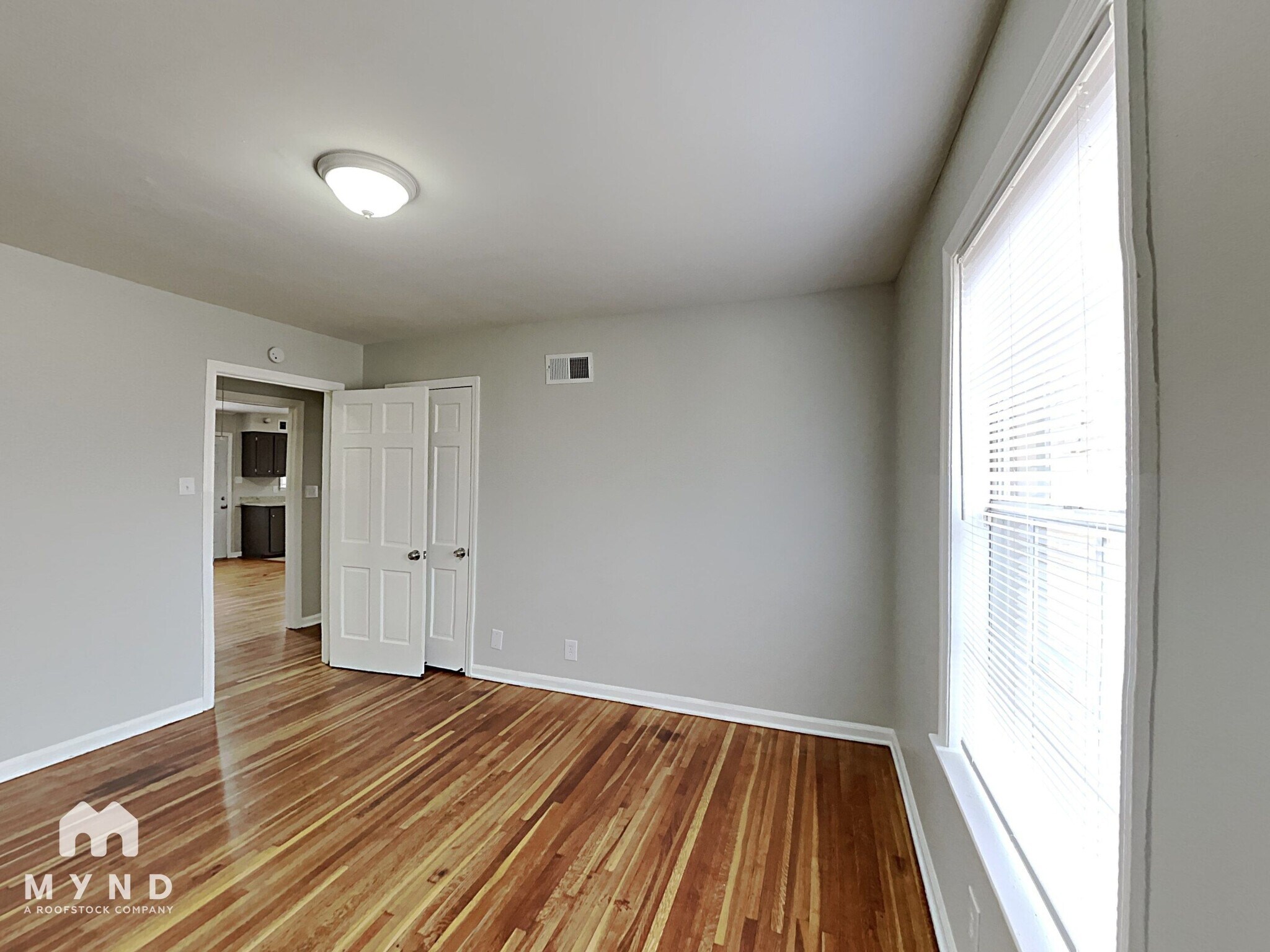 Building Photo - 3281 Whitney Ave