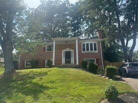 Building Photo - 13844 Delaney Rd