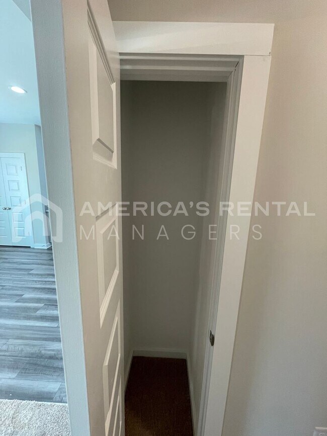 Building Photo - Home for Rent in Eva, AL!!! View with 48 Hours Notice!