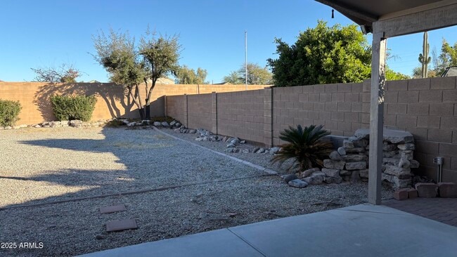 Building Photo - 9214 W Ross Ave