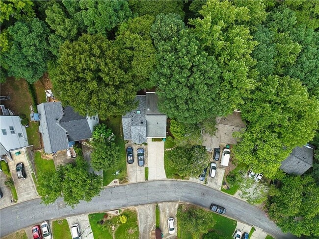 Building Photo - 5200 Laurel Bridge Dr SE