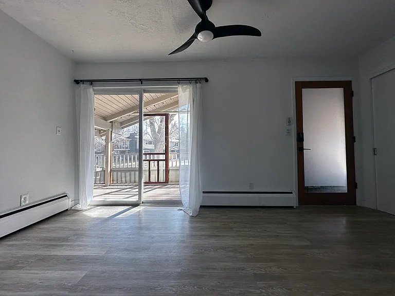 Building Photo - 1895 Alpine Ave.