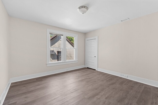 Building Photo - 2028 Avenue V