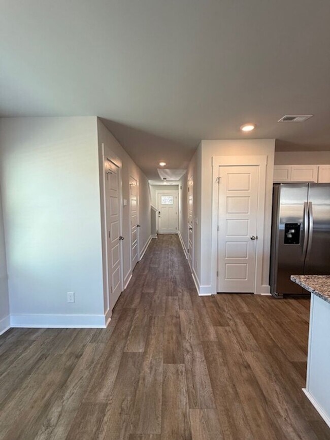 Building Photo - Be the first to Live in This Brand-New Townhome!