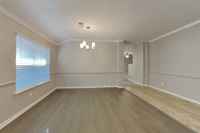 Building Photo - 16519 Cypress Thicket Dr