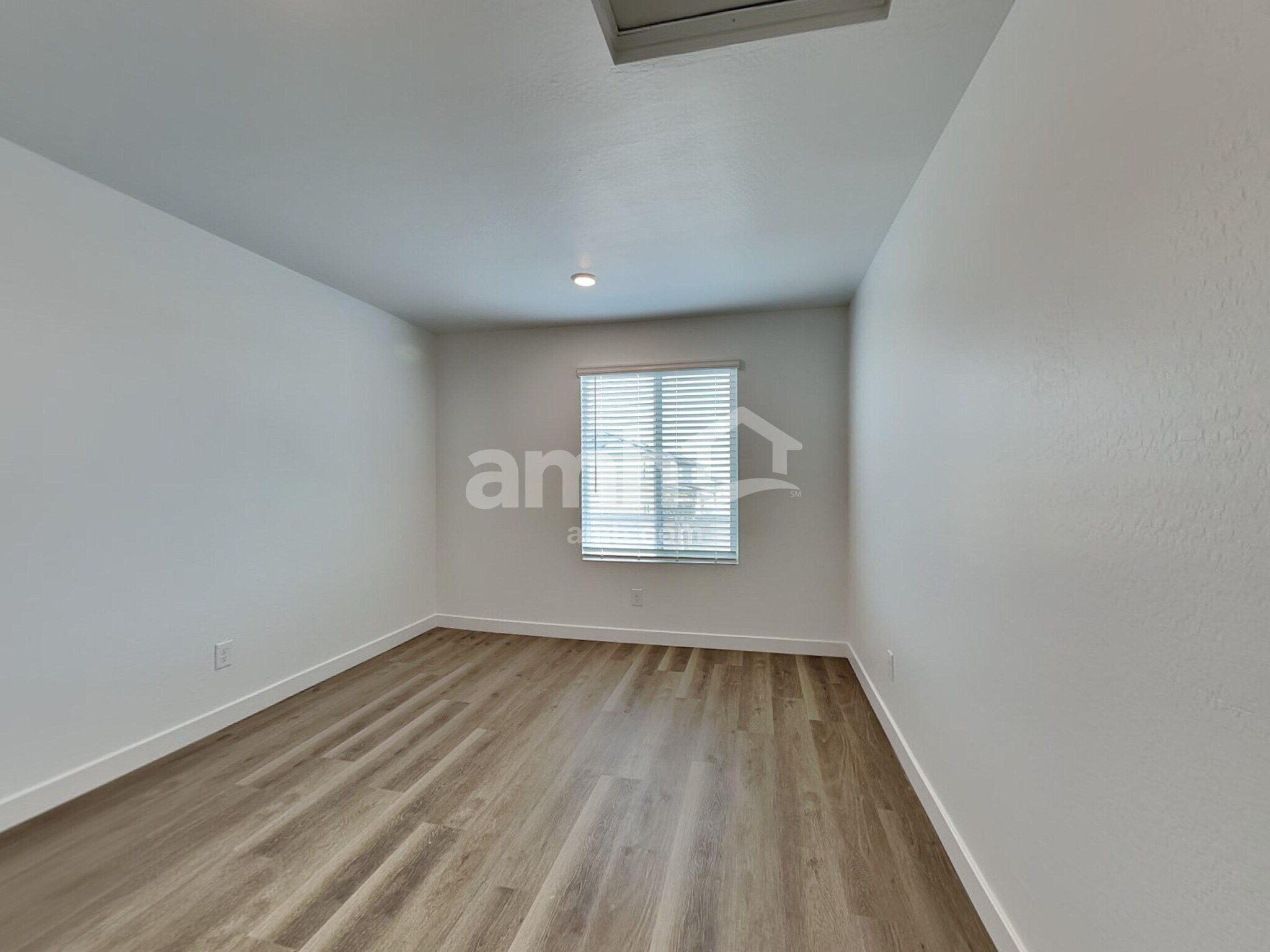 Building Photo - 14155 N Luckett Rd