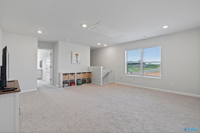 Building Photo - 27758 Whitechapel Ln