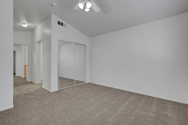 Building Photo - 193 Chadwell Ct