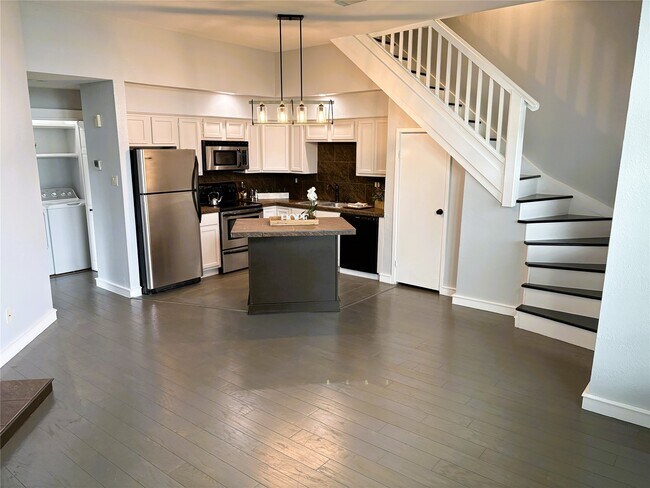 Building Photo - 111 Dunbar Estates Dr