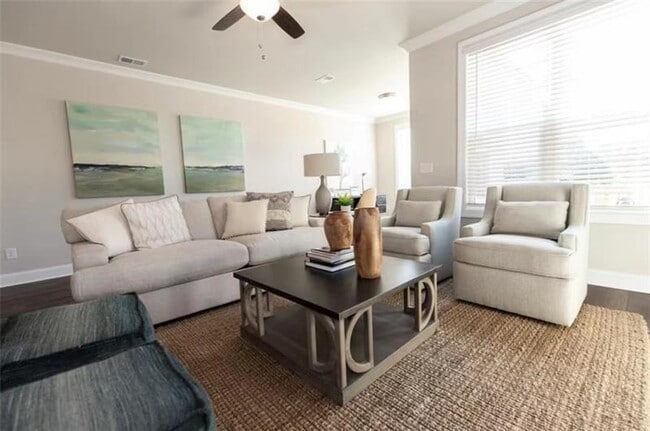 Building Photo - 4400 Sims Park Pl.