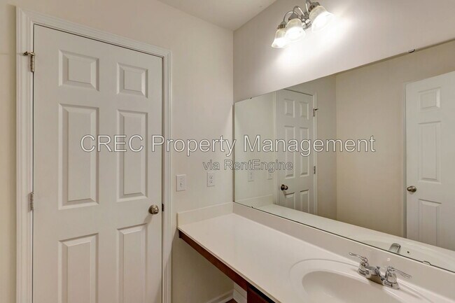 Building Photo - 1689 Eider Down Dr