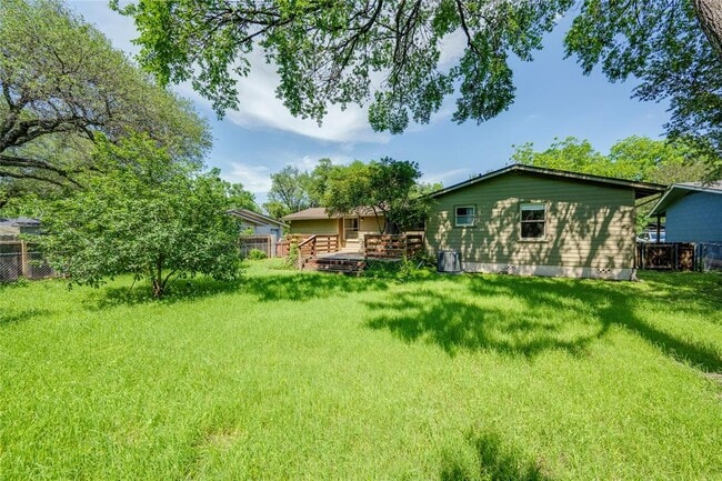Building Photo - 8314 Polar Dr