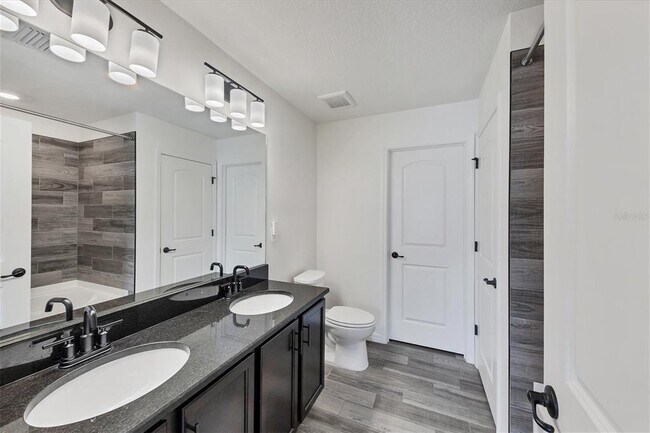 Building Photo - 7335 34th Ct E