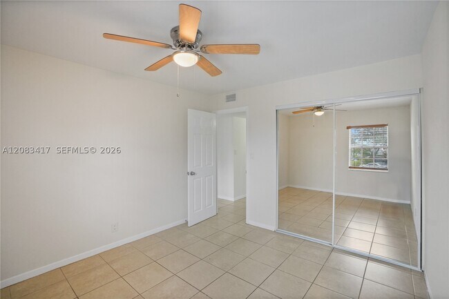 Building Photo - 1749 SW 81st Ln