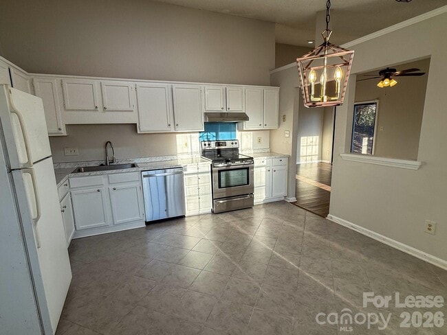 Building Photo - 3006 Overlook Trail