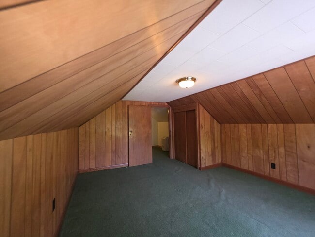 Building Photo - 97 White St