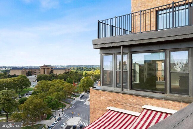 Building Photo - 2201 Pennsylvania Ave