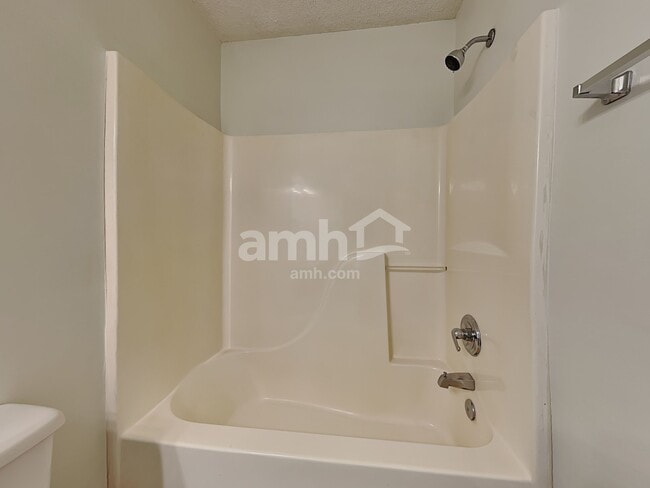 Building Photo - 3226 Silver Spur Ct