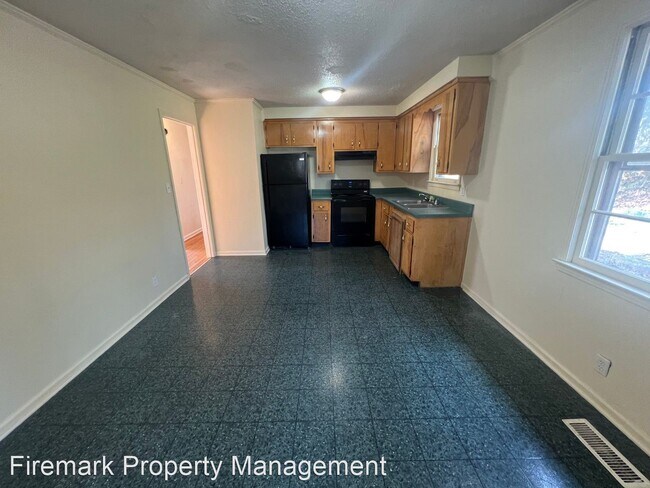 Building Photo - 3 br, 1 bath House - 361 Hickory Grove Rd.