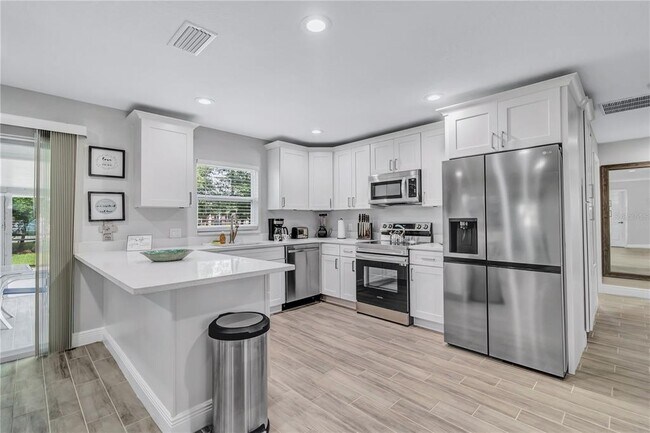 Building Photo - 1923 Mabbette St