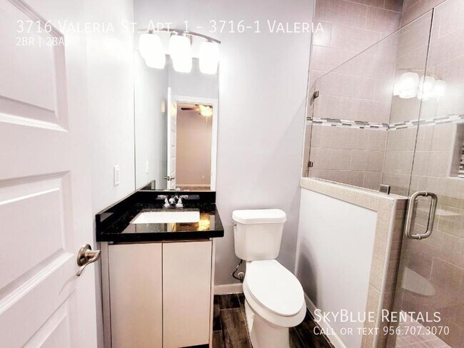 Building Photo - 3716 Valeria St