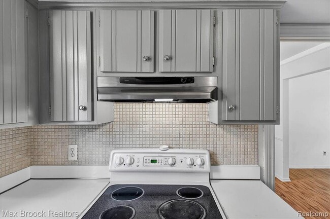 Building Photo - 33815 Orban Dr