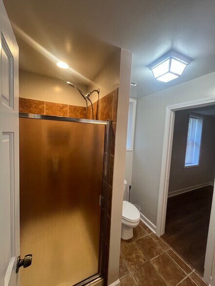 Shared bathroom - 1732 Ridgeway Ave NW