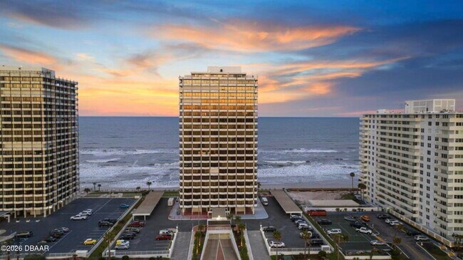 Building Photo - 2828 N Atlantic Ave