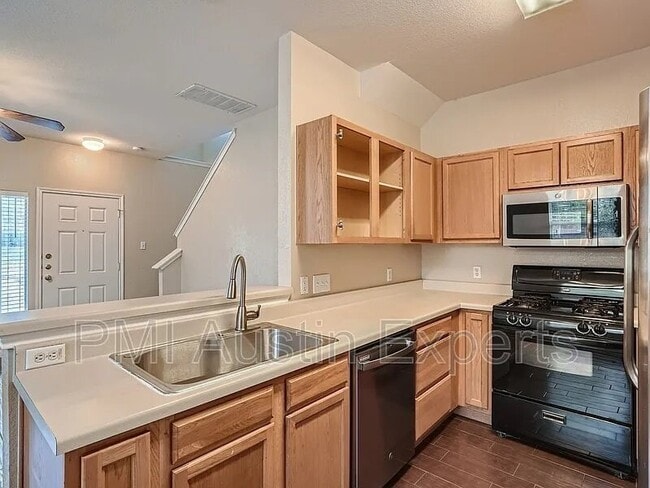 Building Photo - 13913 Harris Ridge Blvd