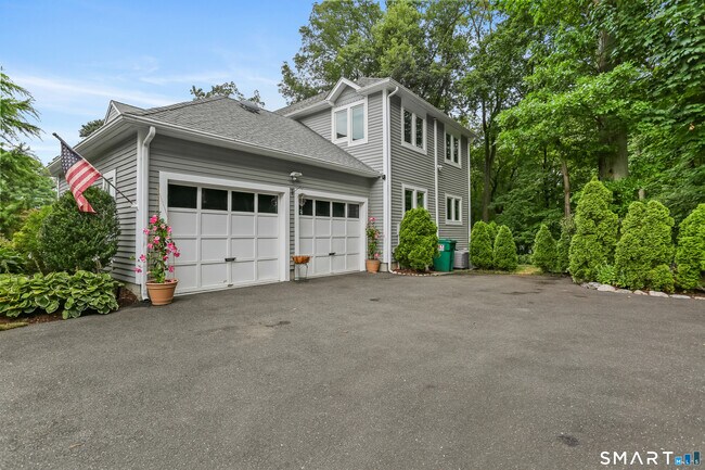 Building Photo - 10 Cannon Brook Ln