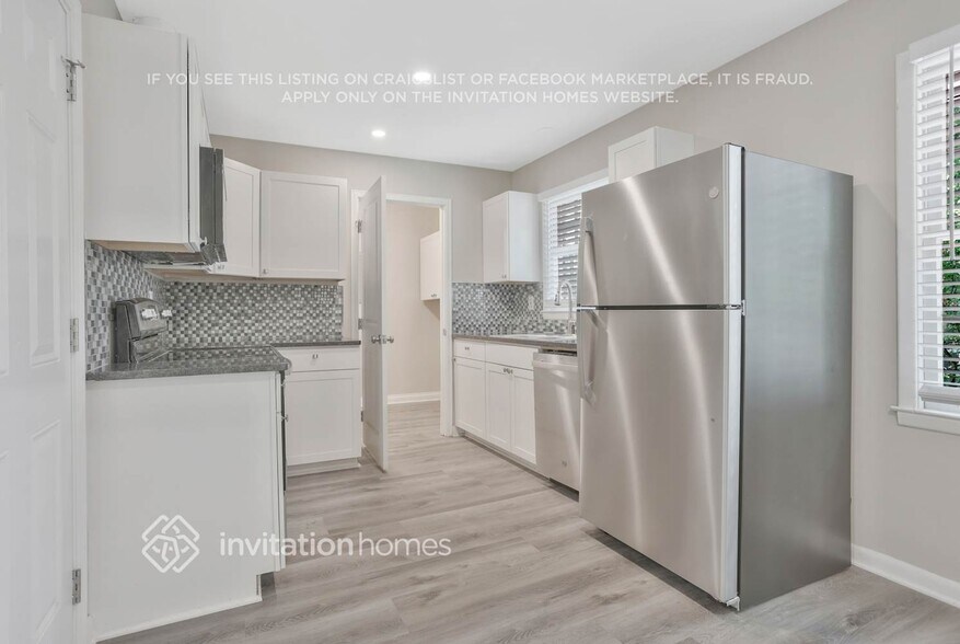 Building Photo - 3569 Troutdale Ct