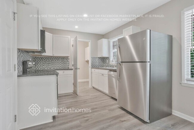 Building Photo - 3569 Troutdale Ct